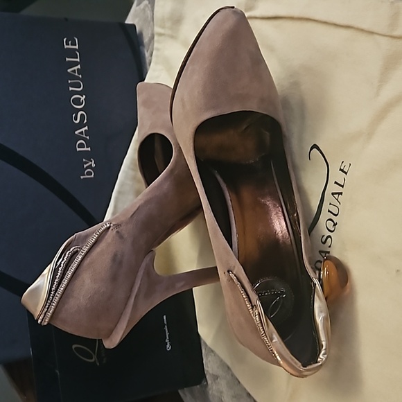 Q by Pasquale Soft Pink Suede Italian made heels size 36 NIB See Description Plz - Picture 7 of 16